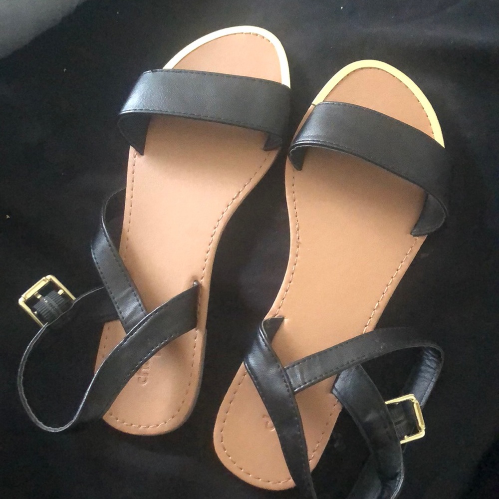 Charlotte Russe Size 7 Black Sandals